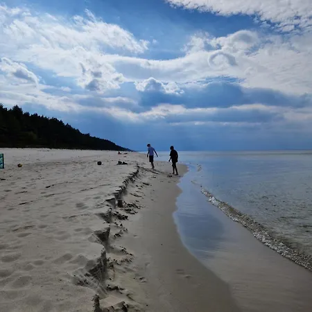 アパート Igo シュトゥトボ